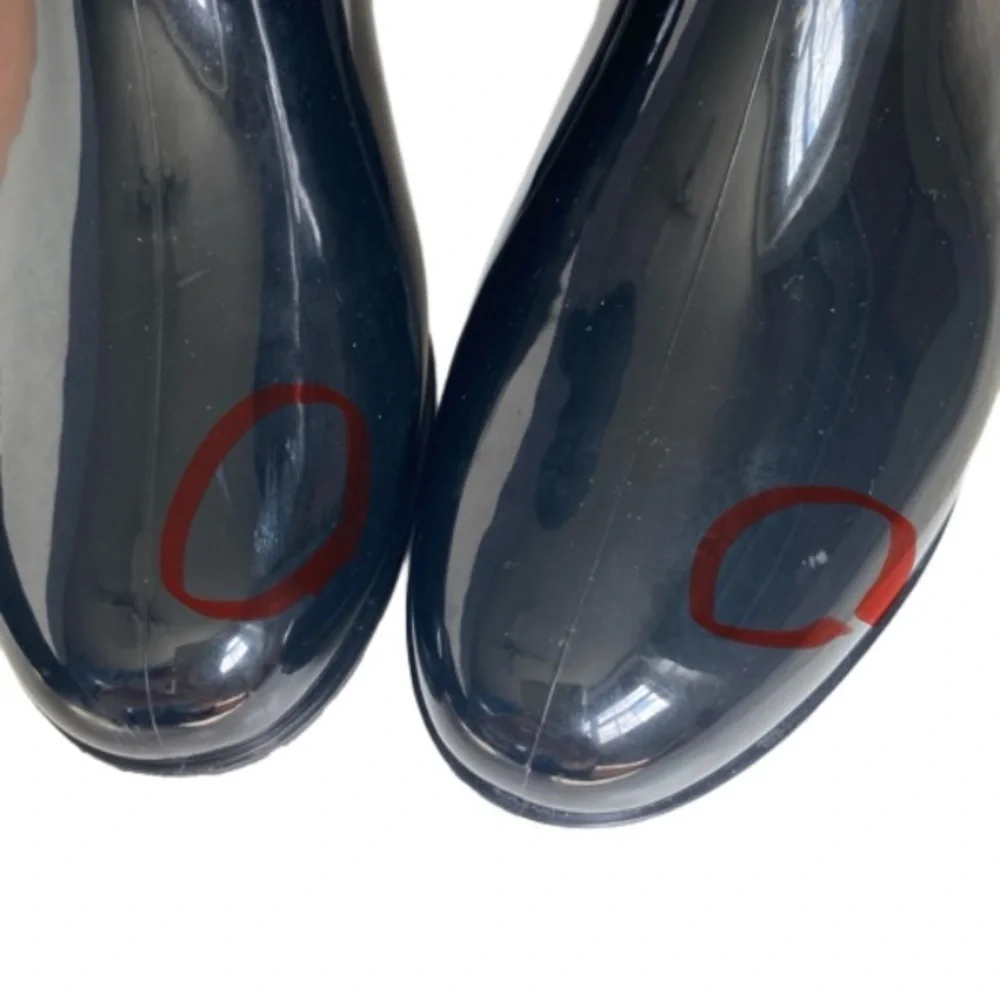 TOMMY HILFIGER Fonsi Rain Boots Round Almond Toe Black Red White Blue Women 8